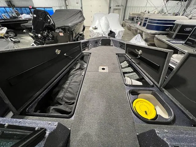 Slide: The Image of Lund 219 Pro-V Sport 2023 - 39