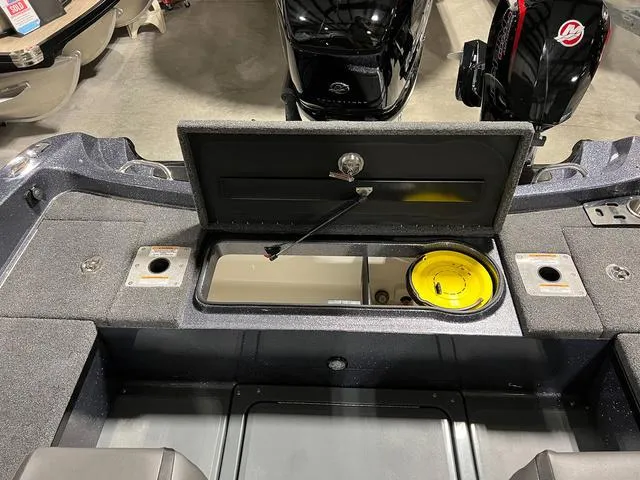 Slide: The Image of Lund 219 Pro-V Sport 2023 - 9