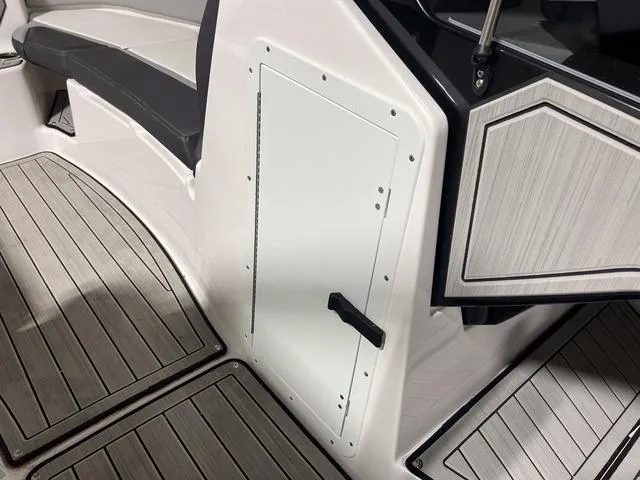 Slide: The Image of Yamaha 252SD 2023 - 24