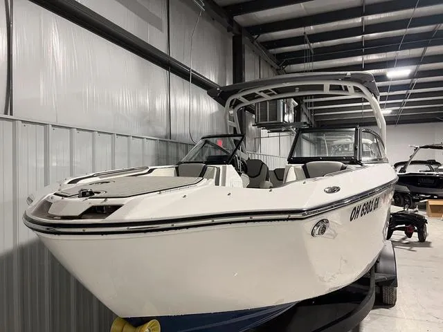 Slide: The Image of Yamaha 252SD 2023 - 4