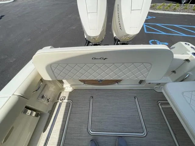 Slide: The Image of Chris-Craft 30 Catalina 2024 - 18