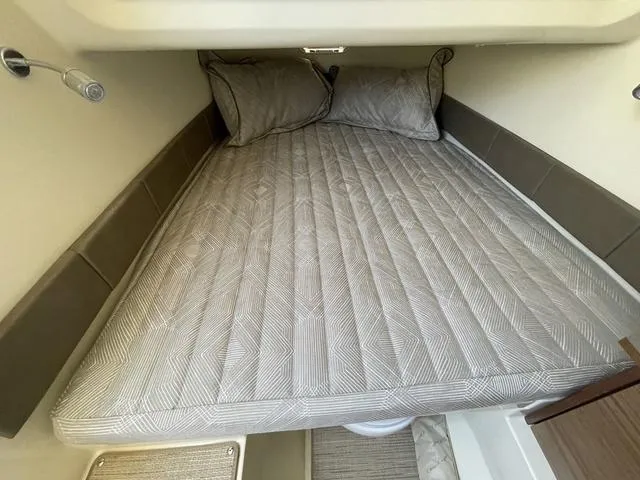 Slide: The Image of Chris-Craft 30 Catalina 2024 - 37