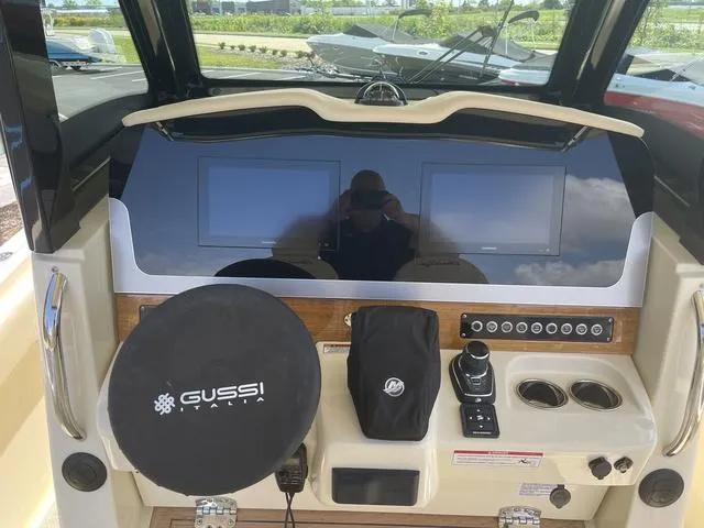 Slide: The Image of Chris-Craft 30 Catalina 2024 - 46