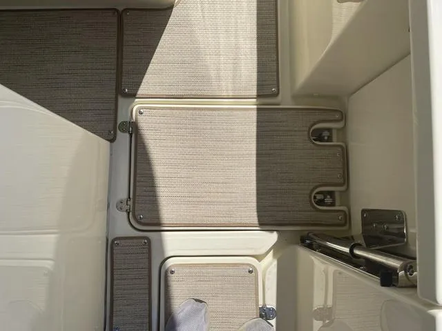 Slide: The Image of Chris-Craft 30 Catalina 2024 - 52