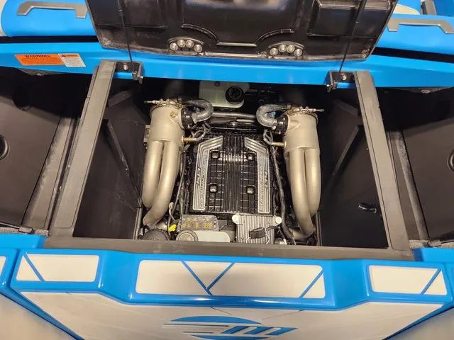 Slide: The Image of Malibu 26 LSV 2023 - 51