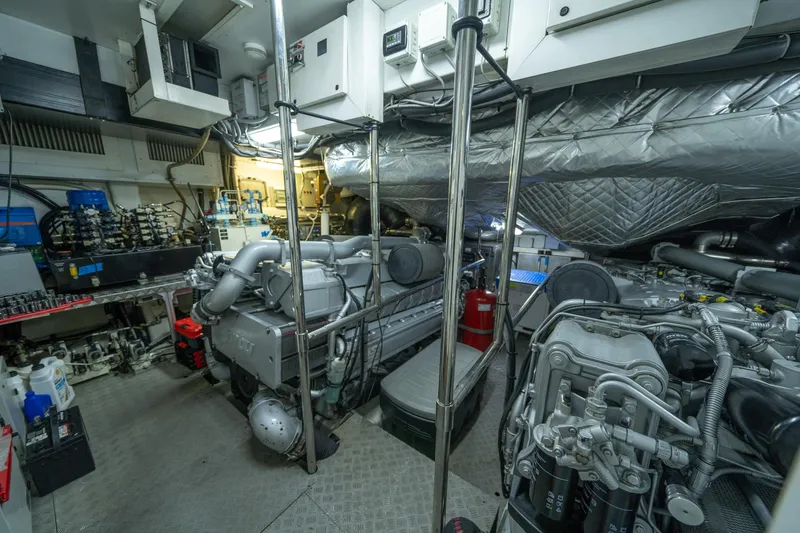 Slide: The Image of Pershing 92 2012 - 77