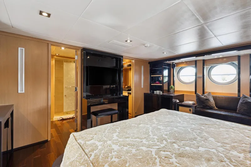 Slide: The Image of Palmer Johnson 124 Sports Cruiser 2008 - 54
