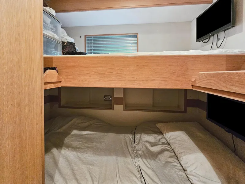 Slide: The Image of Palmer Johnson 124 Sports Cruiser 2008 - 66