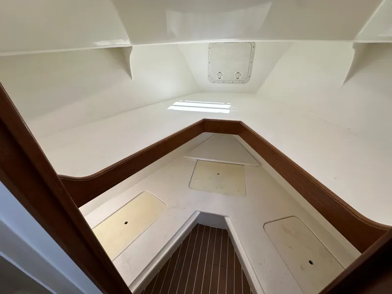 Slide: The Image of Interior cabin of a 1992 Custom Hueneme Boat Works vessel. - 33