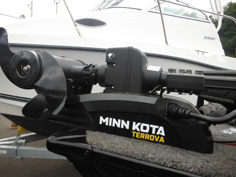 Slide: The Image of Minn Kota Terrova motor on a 2018 Lund 1625 Fury XL SS boat. - 12