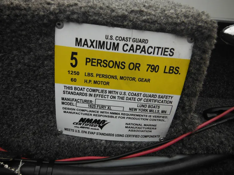 Slide: The Image of 2018 Lund 1625 Fury XL SS boat capacity label, 5 persons or 790 lbs, 60 HP motor. - 34