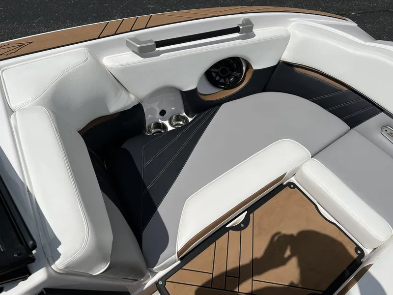 Slide: The Image of Image 19 - 19