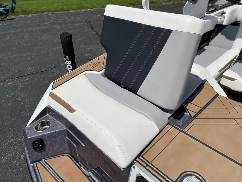 Slide: The Image of Image 30 - 30