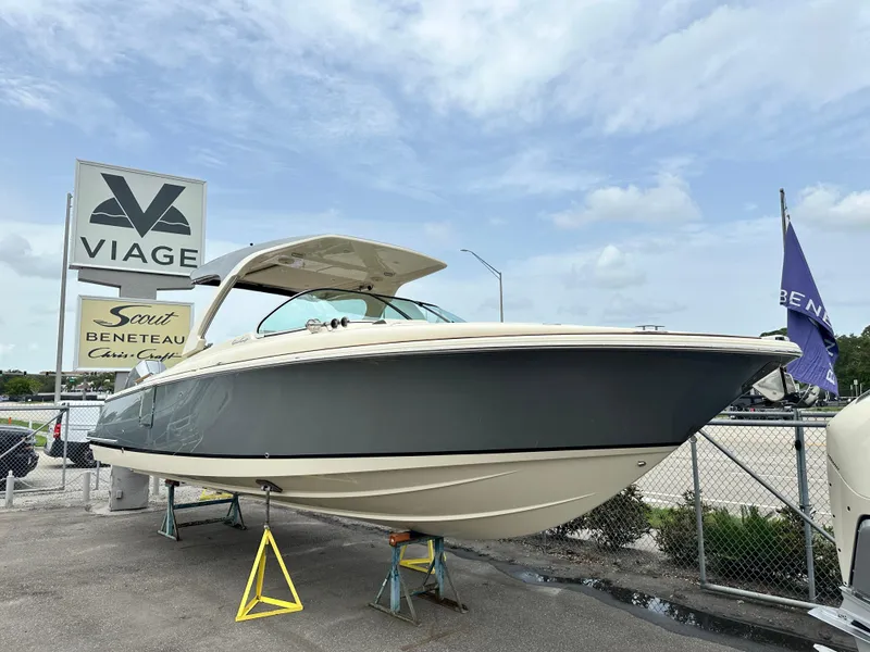 Slide: The Image of 2025 Chris-Craft Launch 31 GT boat displayed at Viage Marine dealership. - 3