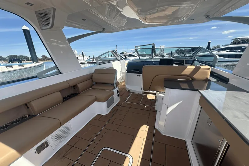 Slide: The Image of Aviara AV36 2022 - 18