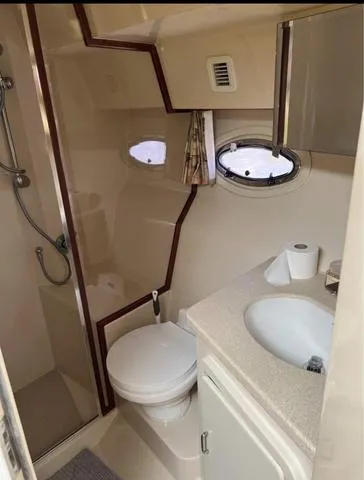 Slide: The Image of Jefferson 4300 International 2003 - 14