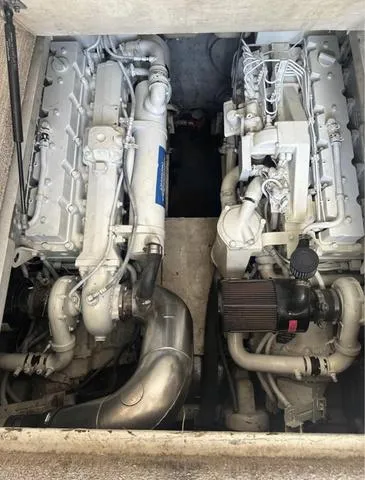 Slide: The Image of Jefferson 4300 International 2003 - 5