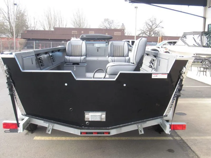 Slide: The Image of Alumaweld Adventurer 20 2026 - 4