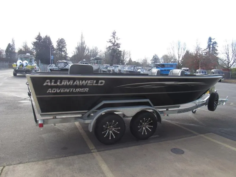 Slide: The Image of Alumaweld Adventurer 20 2026 - 5