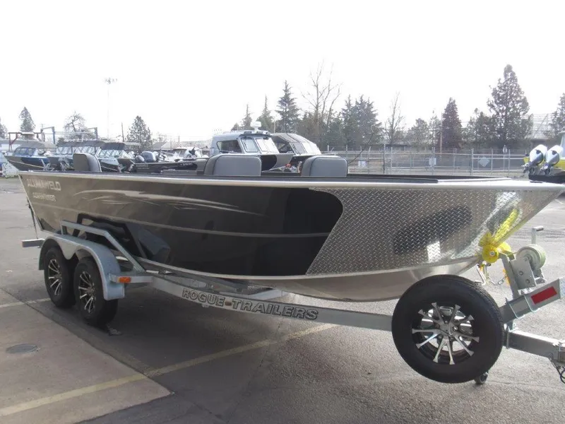 Slide: The Image of Alumaweld Adventurer 20 2026 - 7