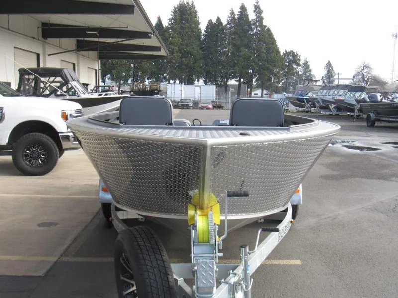 Slide: The Image of Alumaweld Adventurer 20 2026 - 8