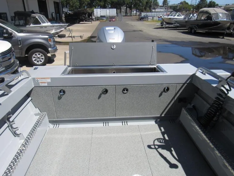 Slide: The Image of Hewescraft 200 ProV ET 2024 - 11