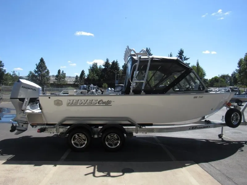 Slide: The Image of Hewescraft 200 ProV ET 2024 - 6