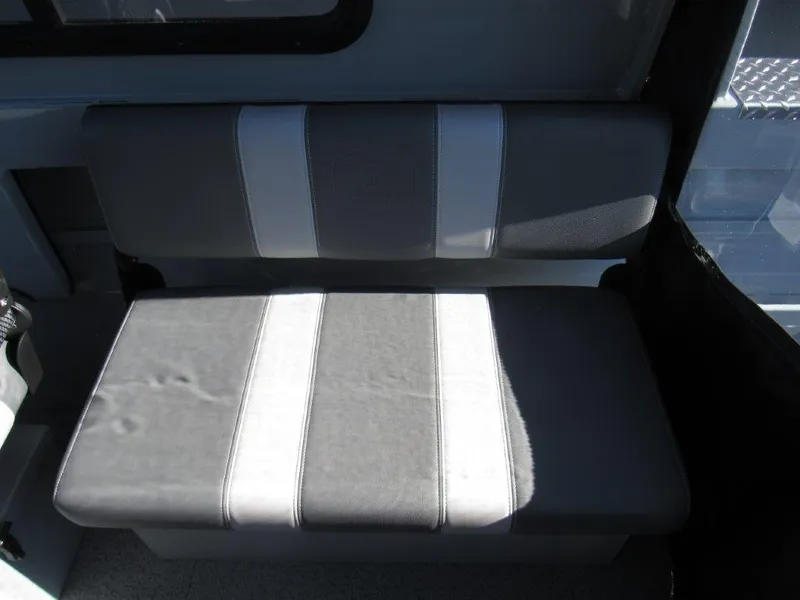 Slide: The Image of Hewescraft 200 PRO V O/B HT 2026 - 15