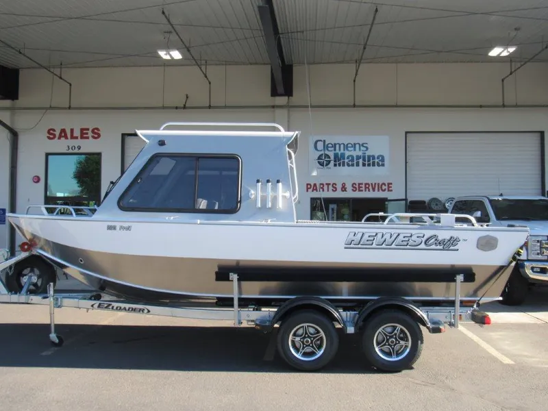 Slide: The Image of Hewescraft 200 PRO V O/B HT 2026 - 2