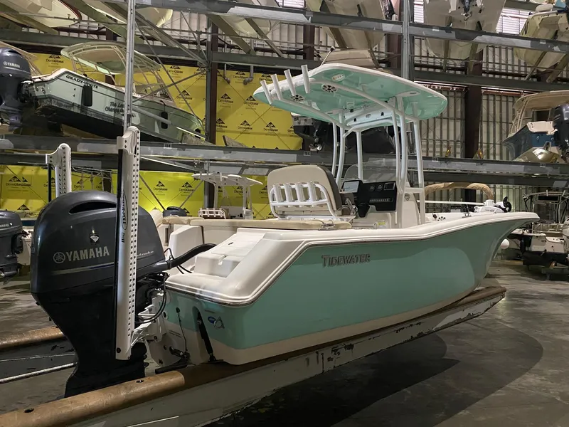 Slide: The Image of Tidewater 220 LXF 2018 - 15