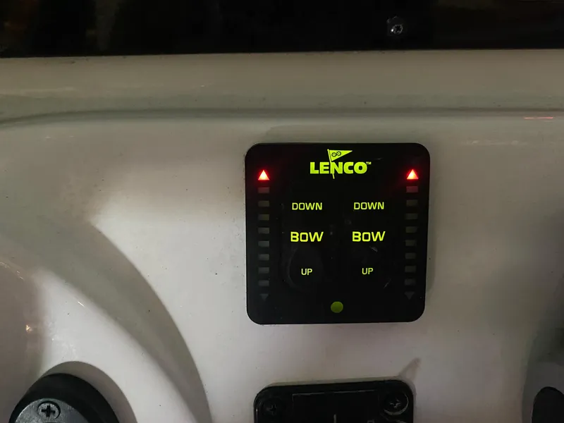 Slide: The Image of Tidewater 220 LXF 2018 - 21