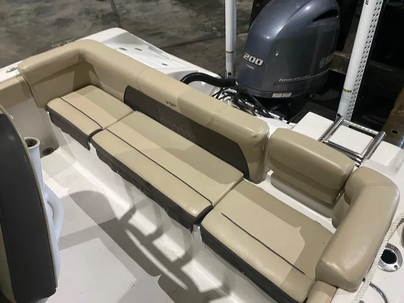 Slide: The Image of Tidewater 220 LXF 2018 - 9