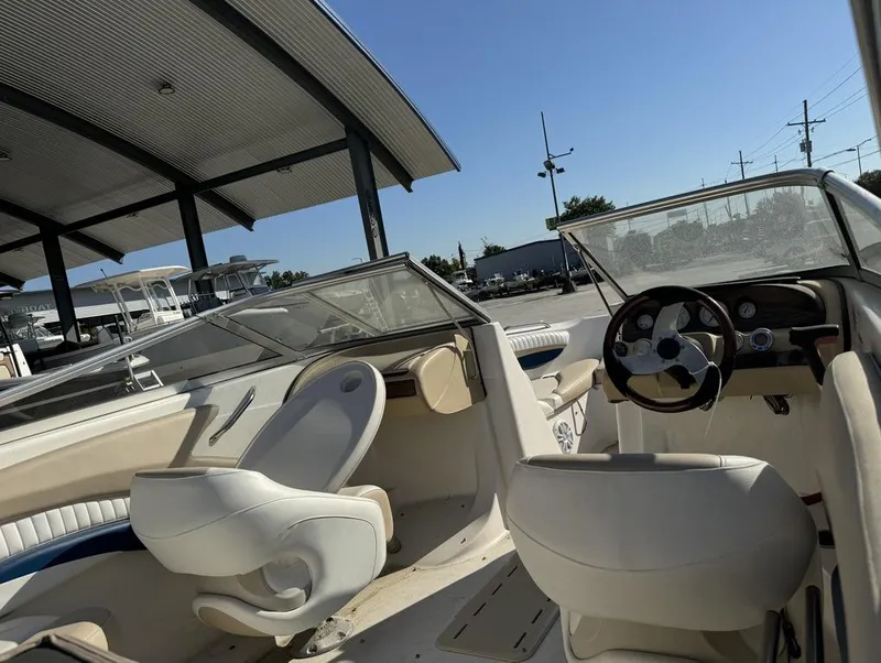 Slide: The Image of Glastron GXL 235 2007 - 12