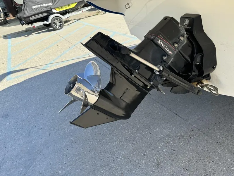 Slide: The Image of Glastron GXL 235 2007 - 13