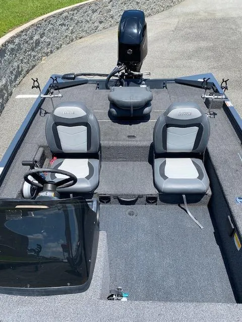 Slide: The Image of Lowe Legacy RX 18 LE 2021 - 3