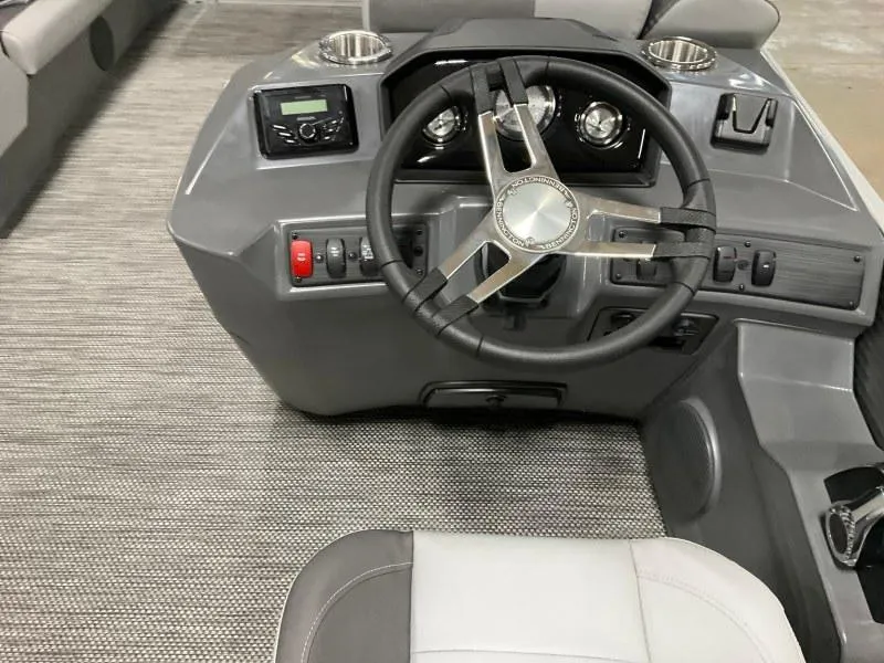 Slide: The Image of Bennington 20 SVL 2025 - 11