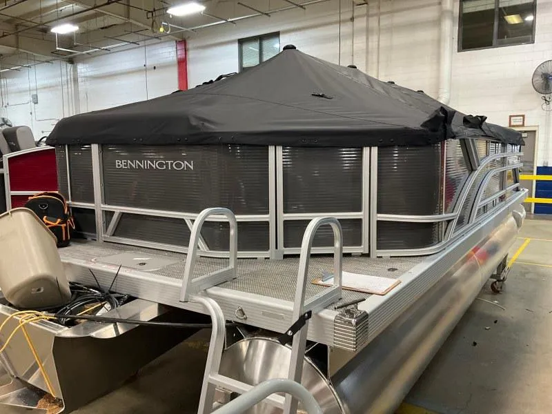 Slide: The Image of Bennington 20 SVL 2025 - 4