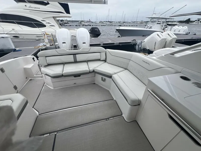 Slide: The Image of Regal LX36 2023 - 11