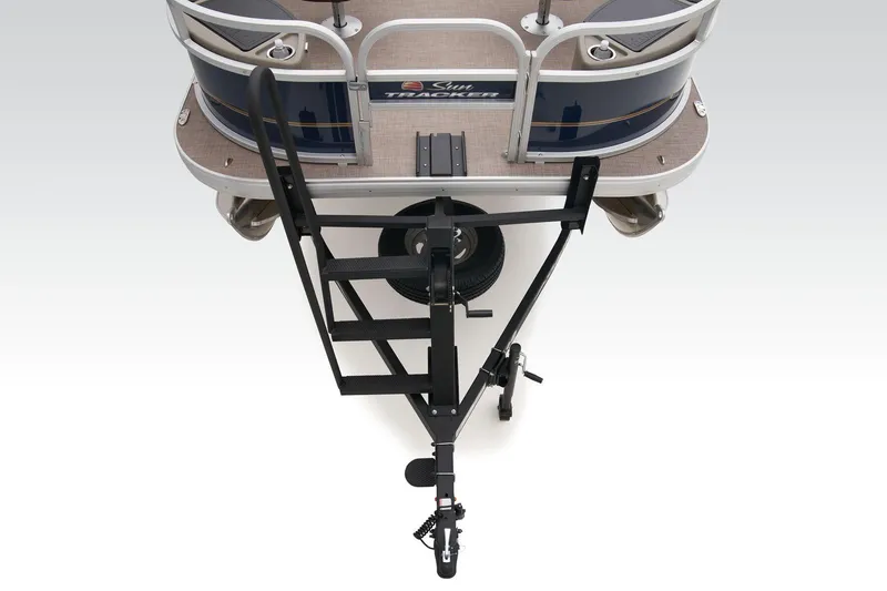 Slide: The Image of Sun Tracker Bass Buggy 18 DLX 2024 - 20