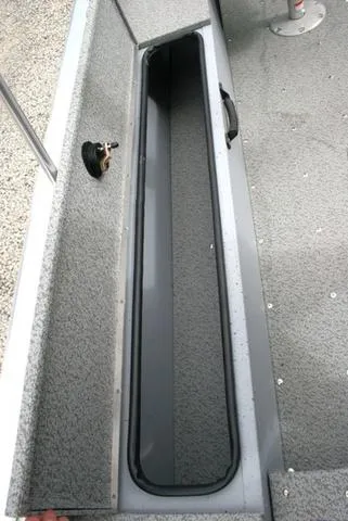 Slide: The Image of Lund 18 Alaskan Sport 2024 - 11