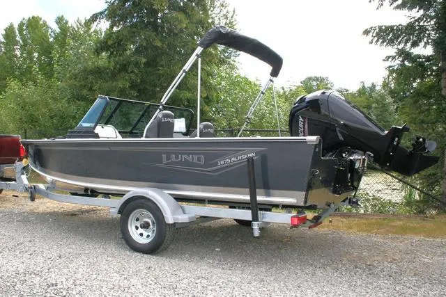 Slide: The Image of Lund 18 Alaskan Sport 2024 - 3