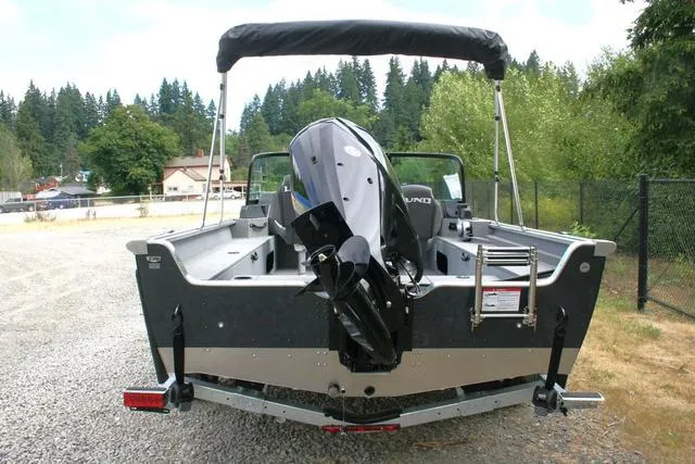 Slide: The Image of Lund 18 Alaskan Sport 2024 - 4