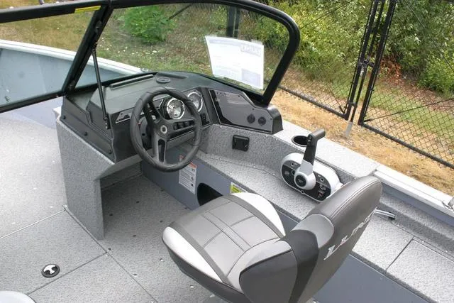 Slide: The Image of Lund 18 Alaskan Sport 2024 - 6