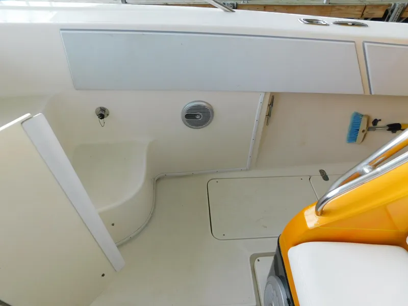 Slide: The Image of Fountain 38 Sportfish CC 2004 - 50