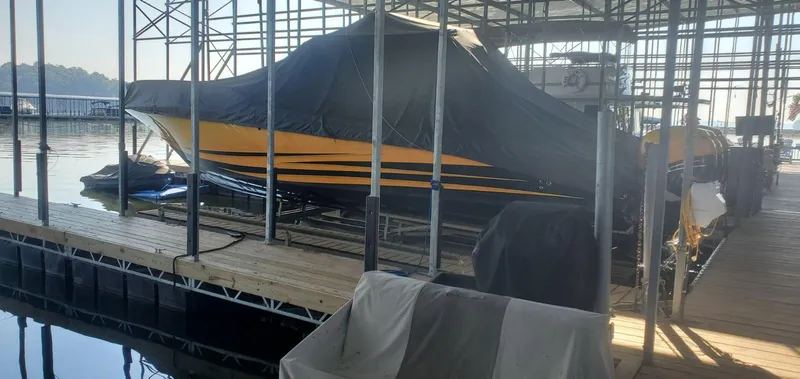 Slide: The Image of Fountain 38 Sportfish CC 2004 - 51