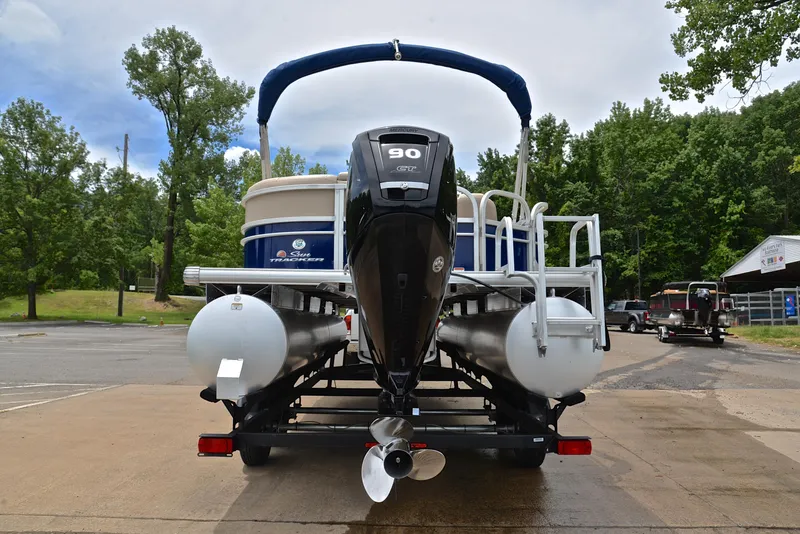 Slide: The Image of 2018 Sun Tracker Party Barge 20 DLX pontoon boat with 90 HP Mercury engine. - 13