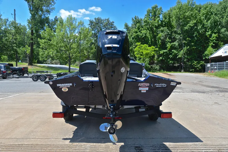 Slide: The Image of 2021 Bass Tracker PRO TEAM 175 TF boat, rear view with outboard motor. - 13