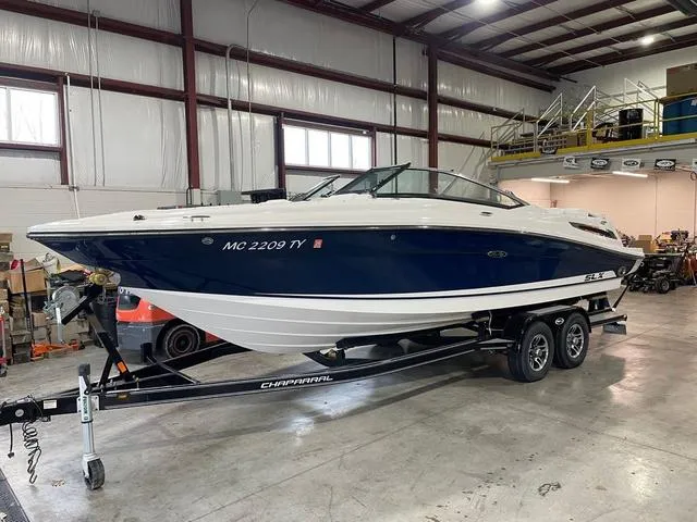 Slide: The Image of Sea Ray 250 SLX 2016 - 3