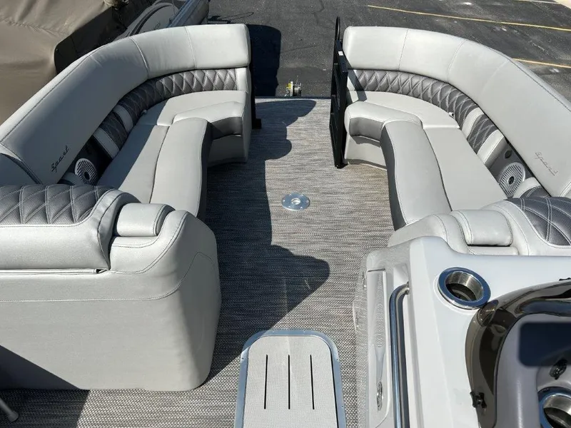 Slide: The Image of 2021 Bennington 23RFBSD boat interior with luxurious seating and modern design. - 5