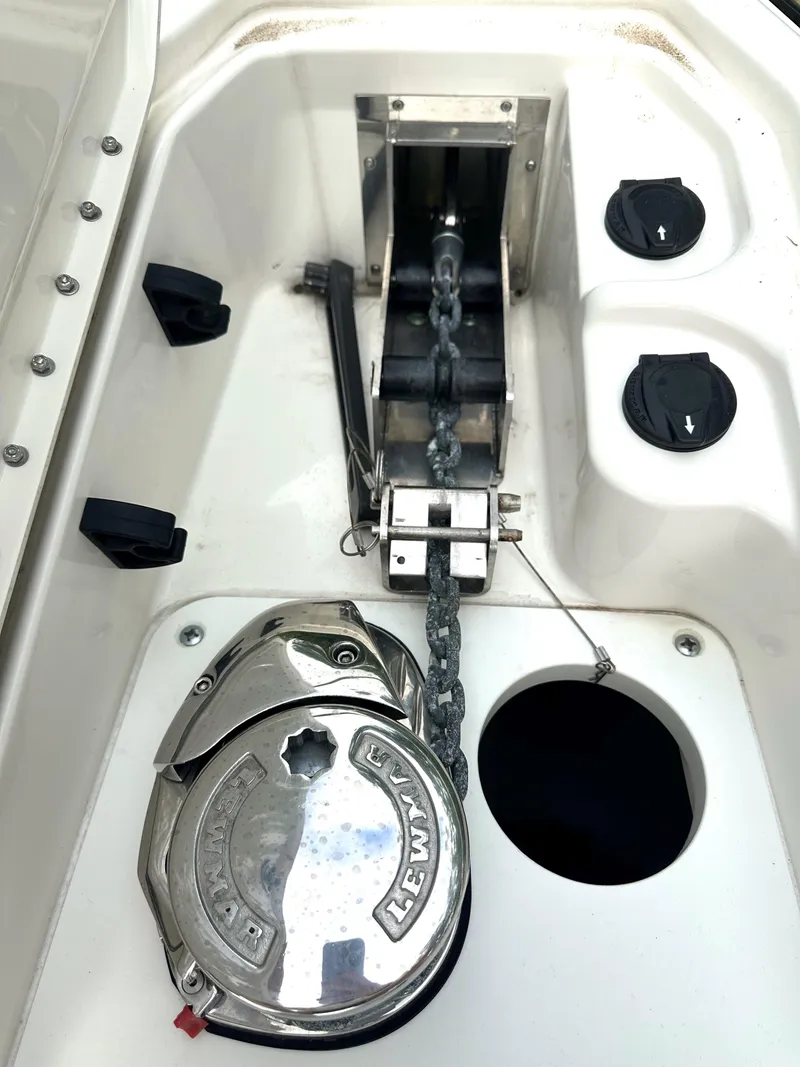 Slide: The Image of 2015 Formula 310 Sun Sport anchor windlass system with chain and controls. - 37